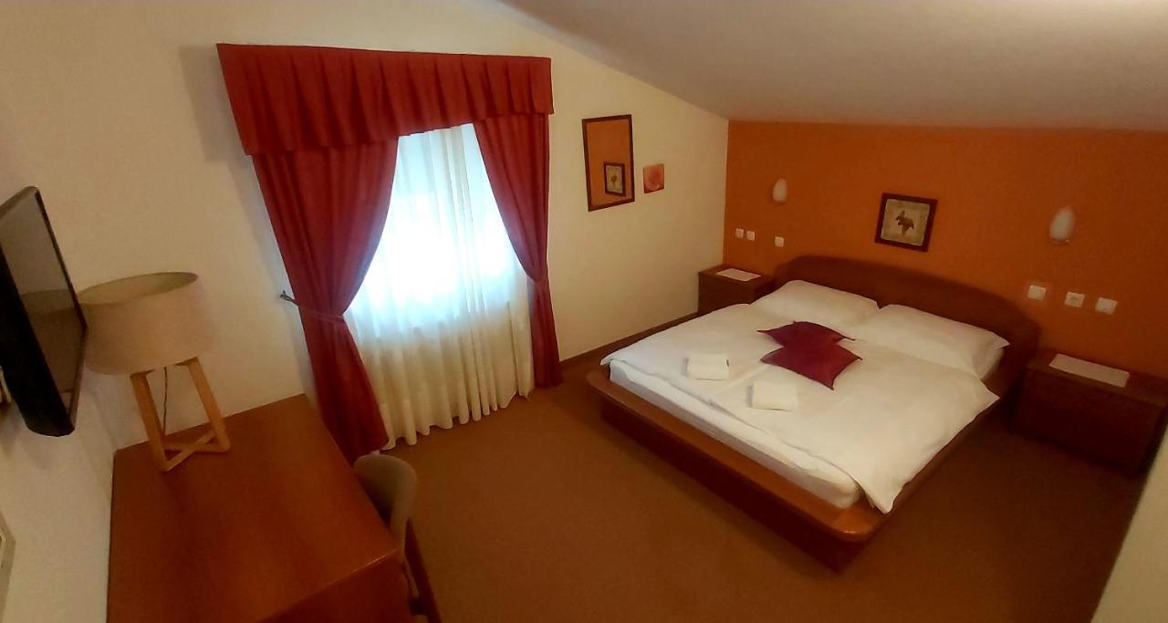 Hotel Gostisce Jazbec - Idrsko - Kobarid Esterno foto